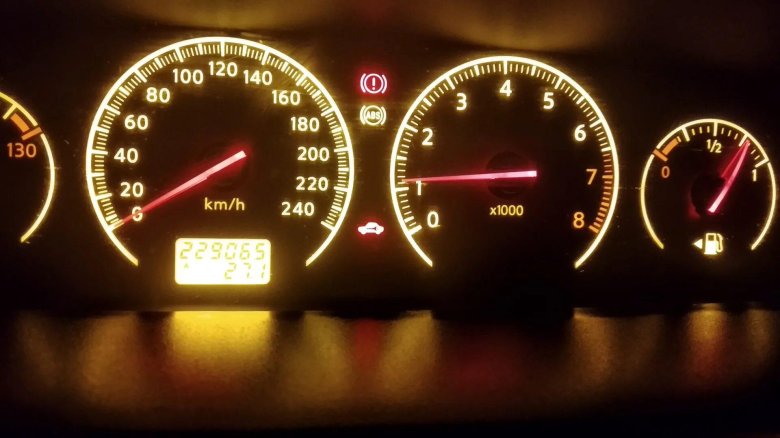 Панель приборов Nissan primera p12