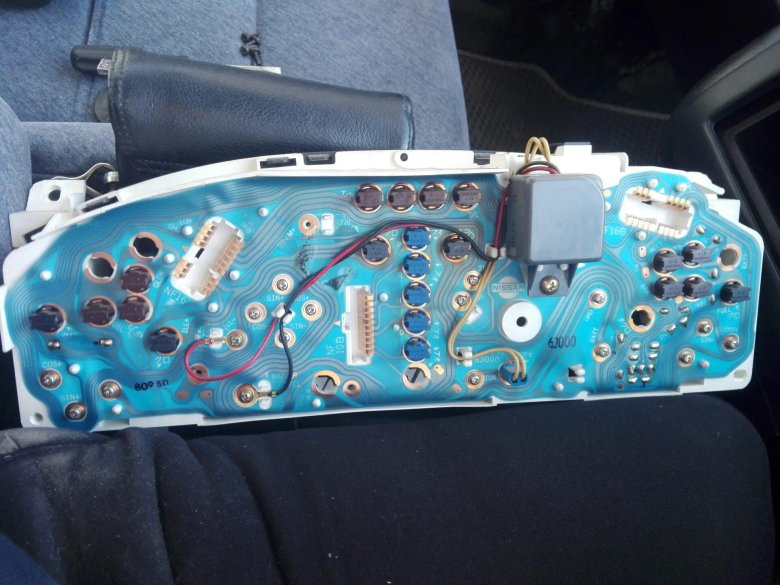 Щиток приборов Ниссан ад 11 кузов