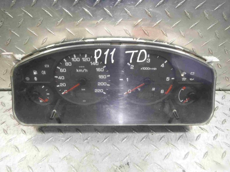 Приборная панель Nissan primera p11