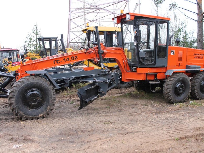 Автогрейдер ГС-14.02