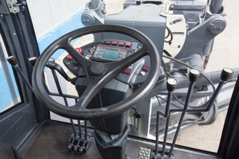 Автогрейдер ГС-14.02 кабина