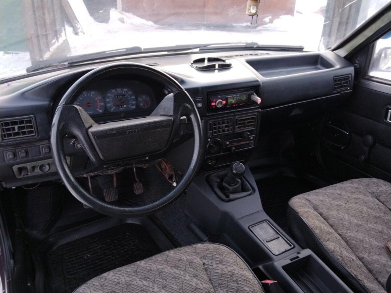 Внутри автомобиля