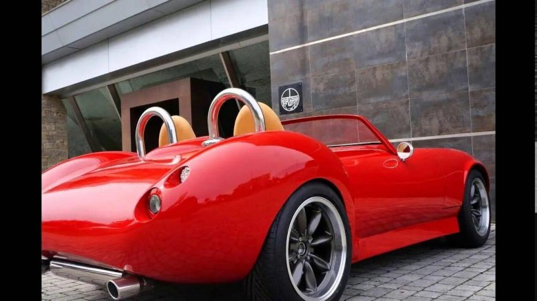 Двухместный родстер