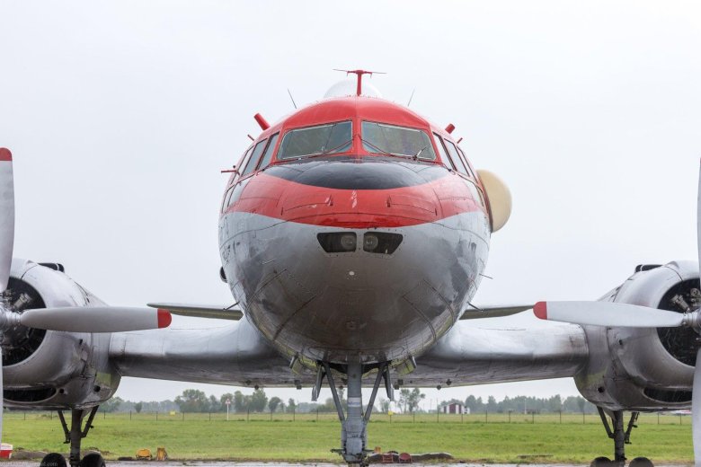 Самолет ил 14