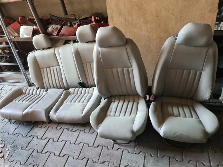 Внутри автомобиля