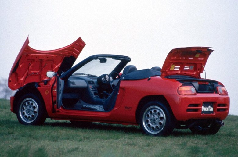 Родстер на дорогах