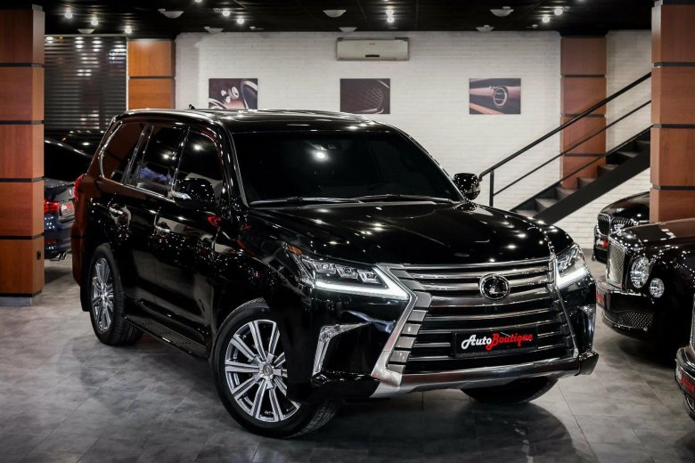 Lexus LX 570 2016 черный