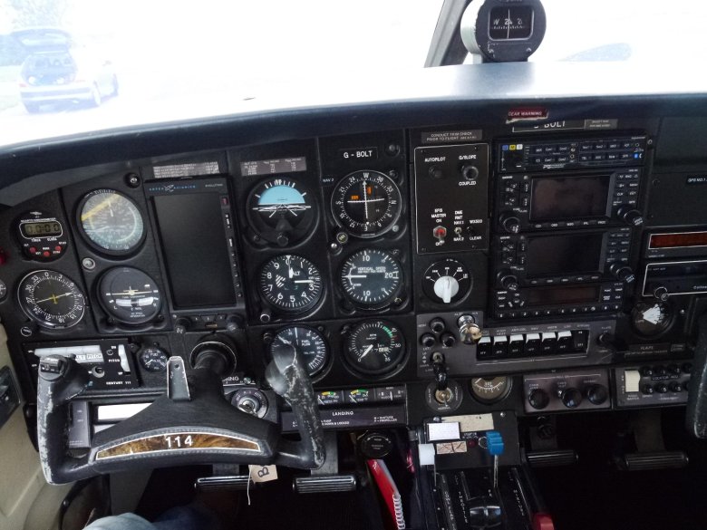 Ил-114-300 кабина