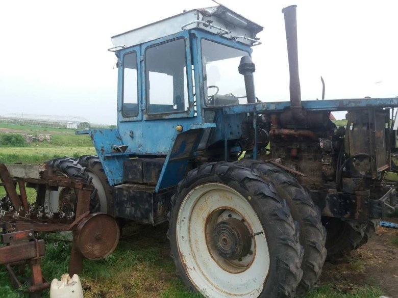 ХТЗ-121 мотор