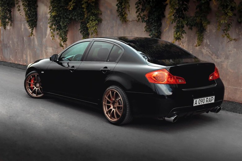 Инфинити седан g25