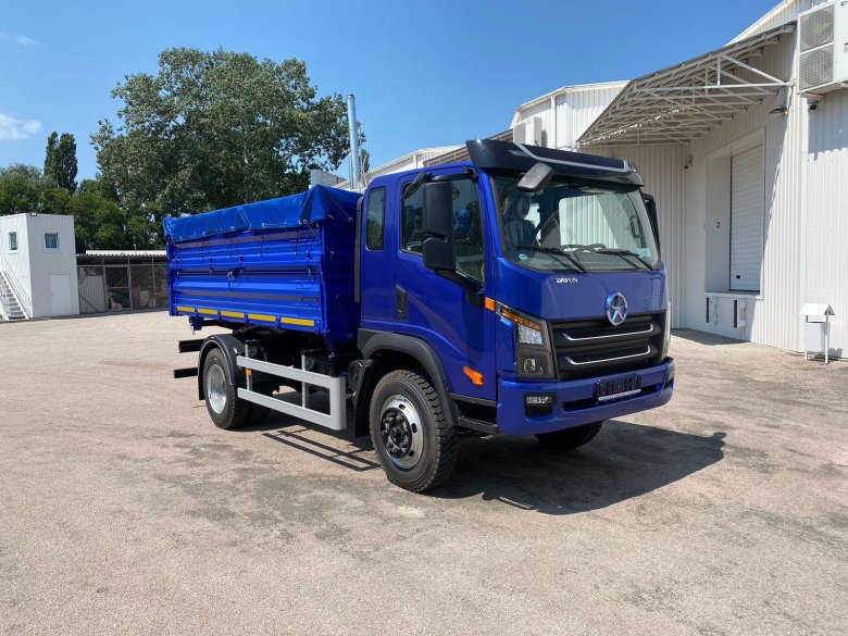 Бортовой грузовик Dayun cgc1120d 4х2