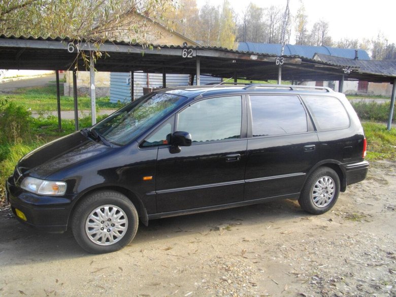 Mitsubishi chariot iii