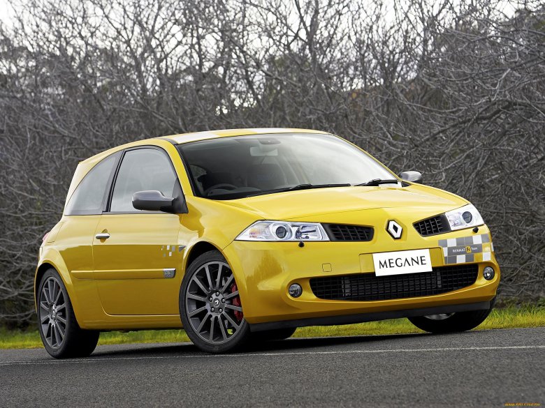 Рено Меган желтый