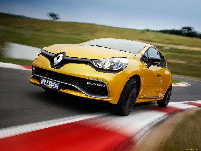 Renault Clio Yellow