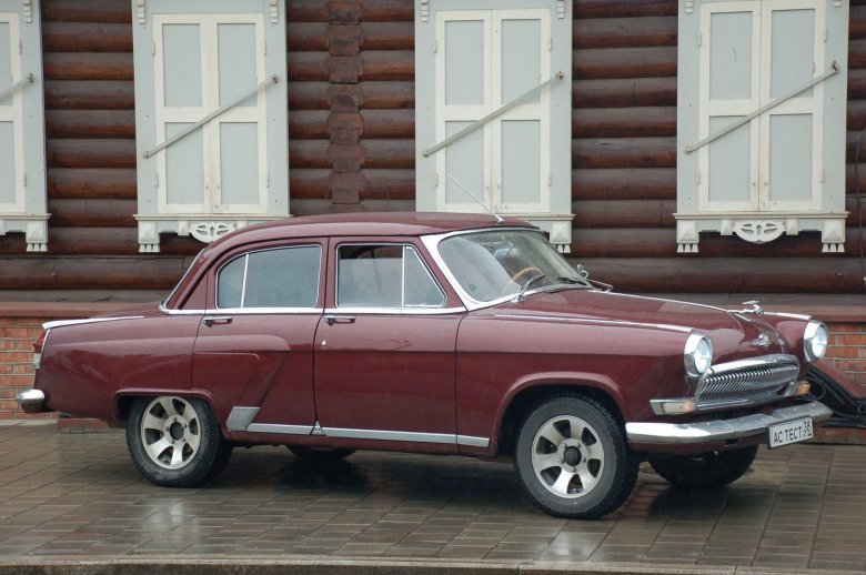 Волга ГАЗ 3108