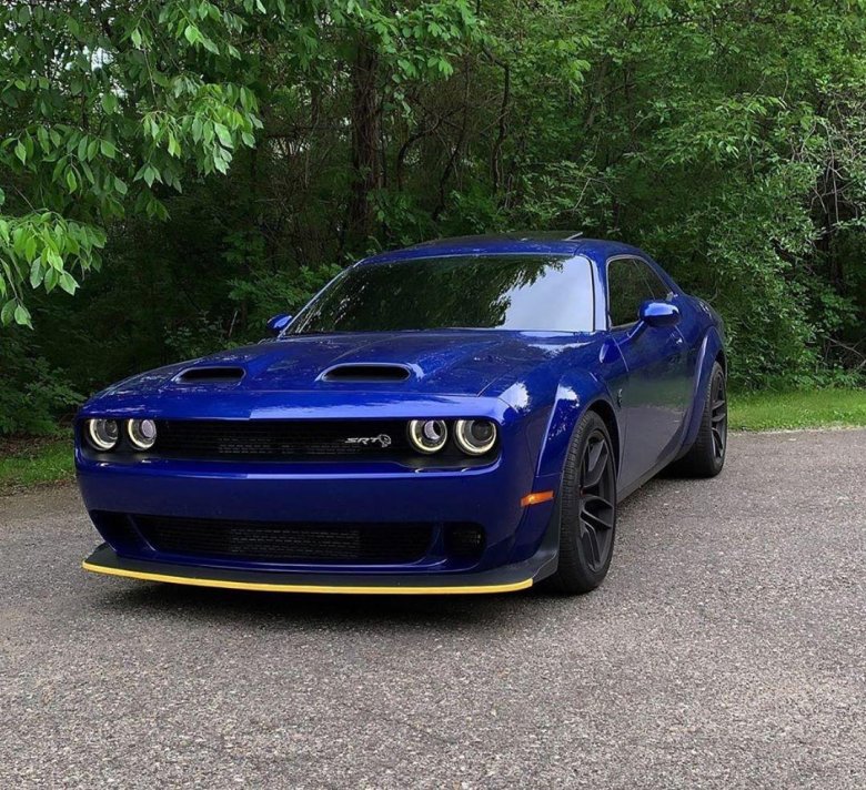 Додж Челленджер Хеллкэт