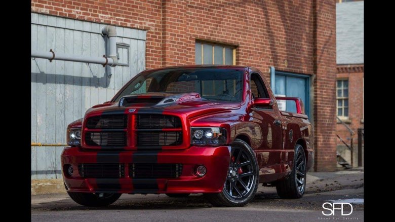 Dodge Ram srt-10