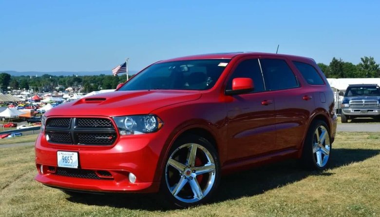 Додж Дюранго СРТ 8