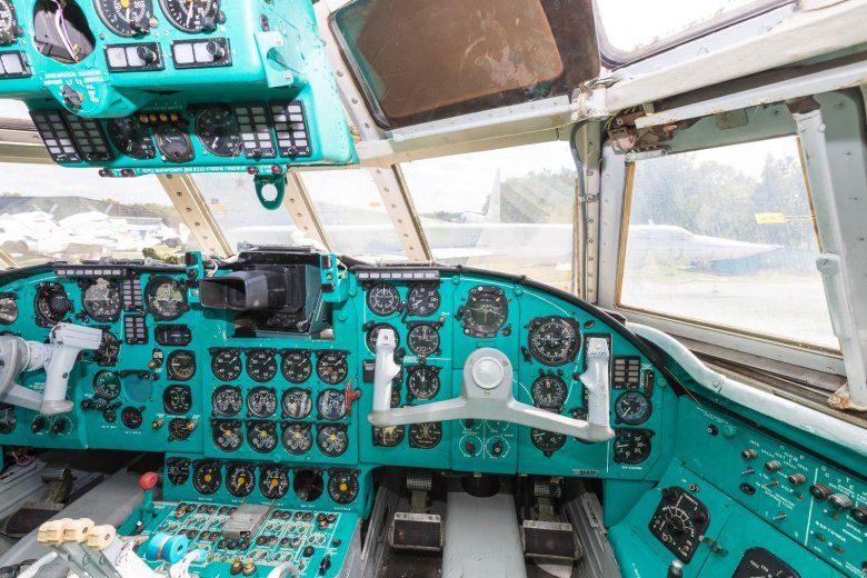 Ил-62 кабина штурмана