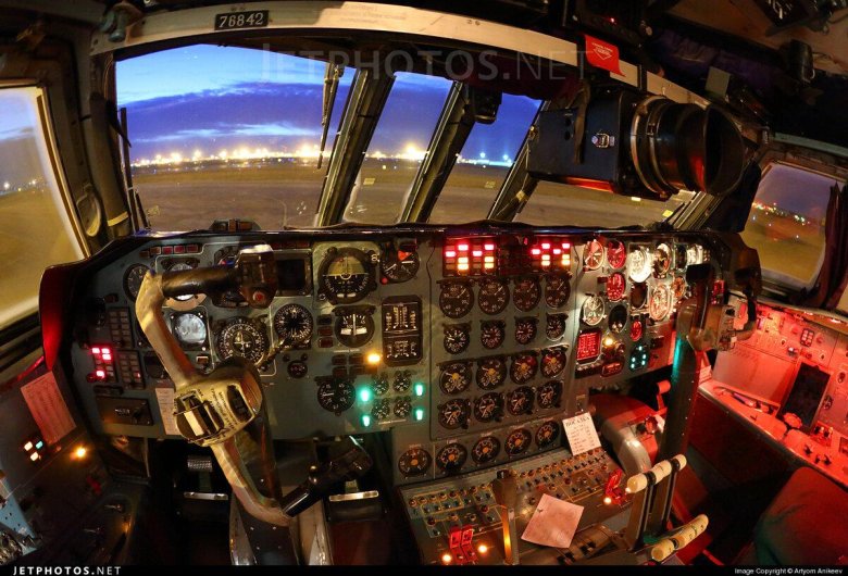 Ил 76 МД кабина