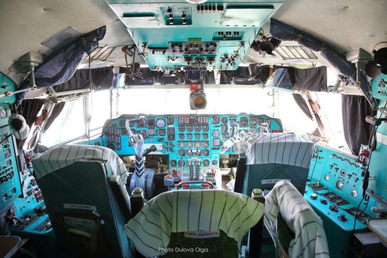 Ил-76 кабина штурмана