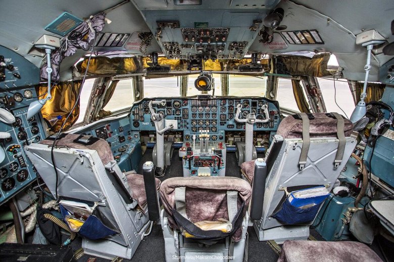 Ил-76 кабина штурмана