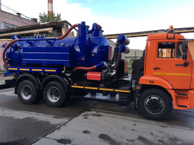 Илососная машина на шасси КАМАЗ 65115 (АКНС-10)