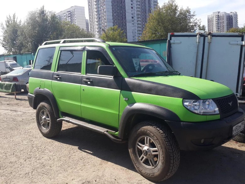 УАЗ Патриот 2022 зеленый