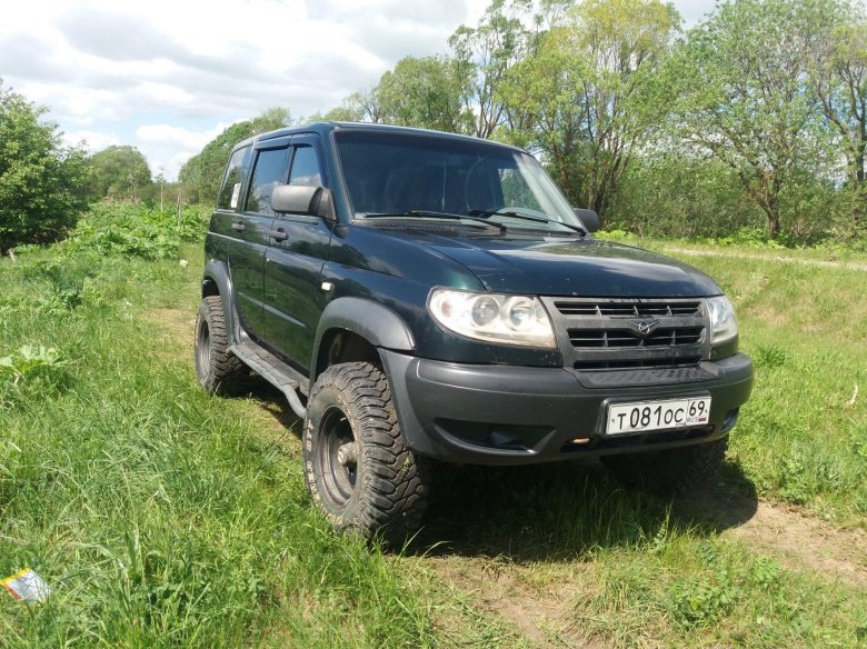 УАЗ Патриот зеленый