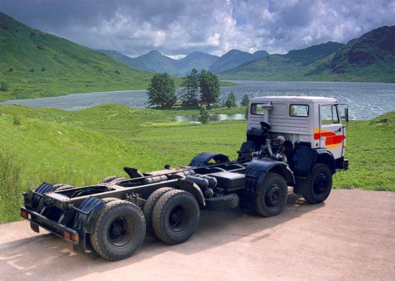 КАМАЗ 6540 тягач