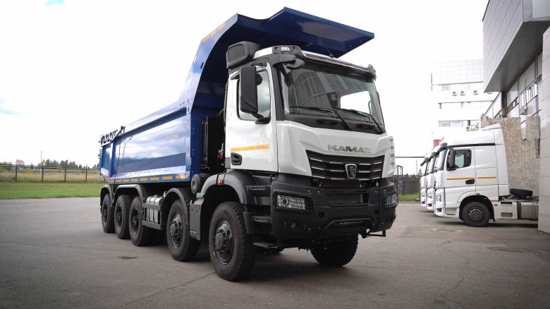КАМАЗ 65805 самосвал