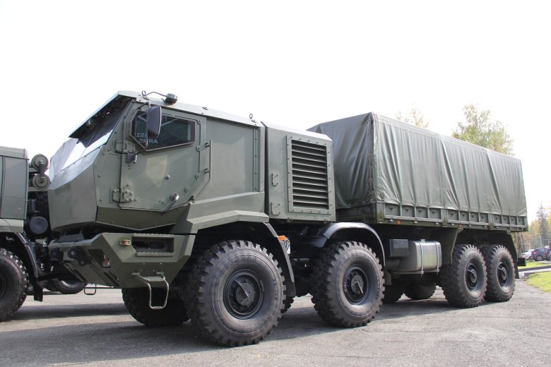 Урал Торнадо 8х8