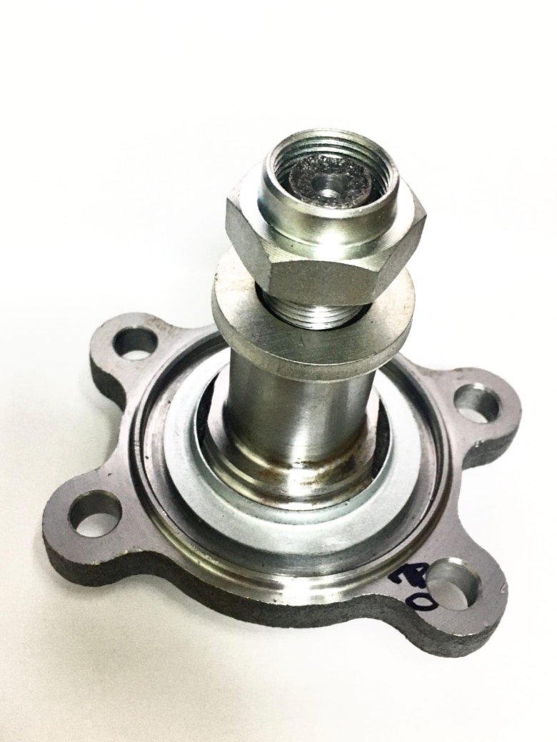 Ось задней ступицы 2108