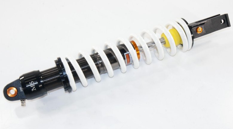 Задний амортизатор BSE z3