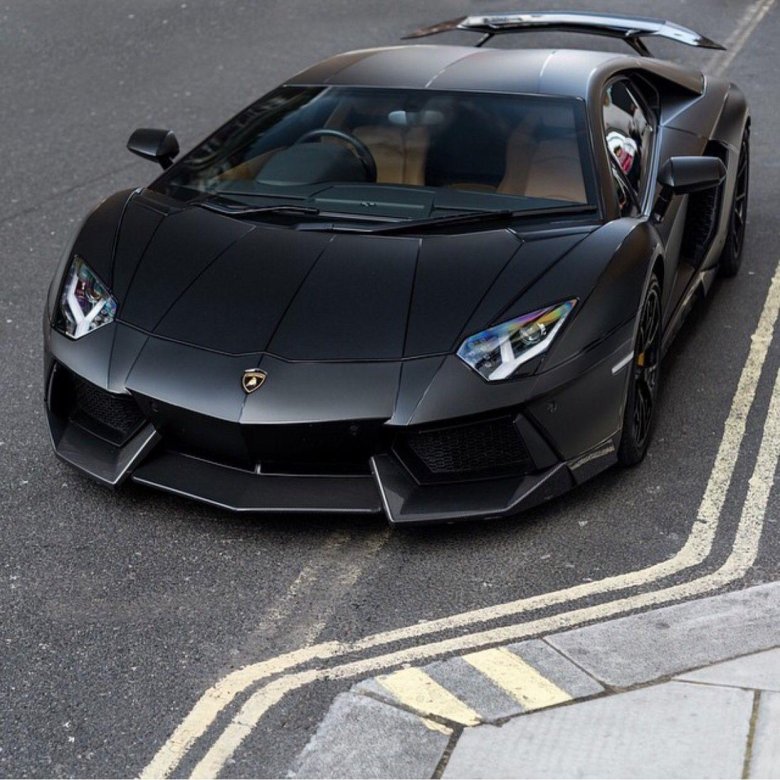 Ламборджини Авендатор