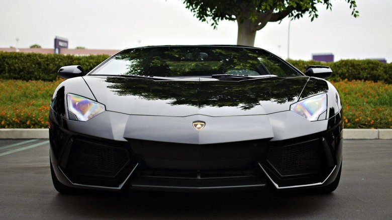 Lamborghini Aventador Black