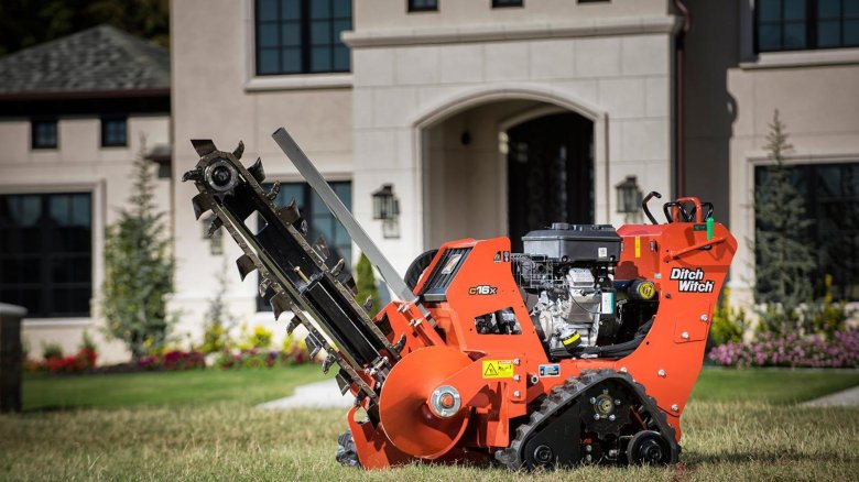 Траншеекопатель малогабаритный гусеничный ТКГ 1200