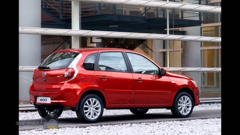 Машина Датсун Мидо