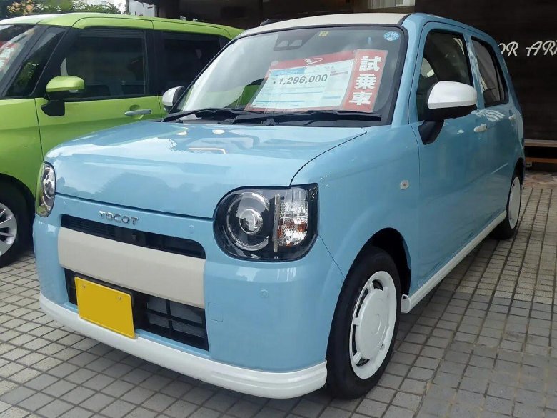 Daihatsu Mira 2018