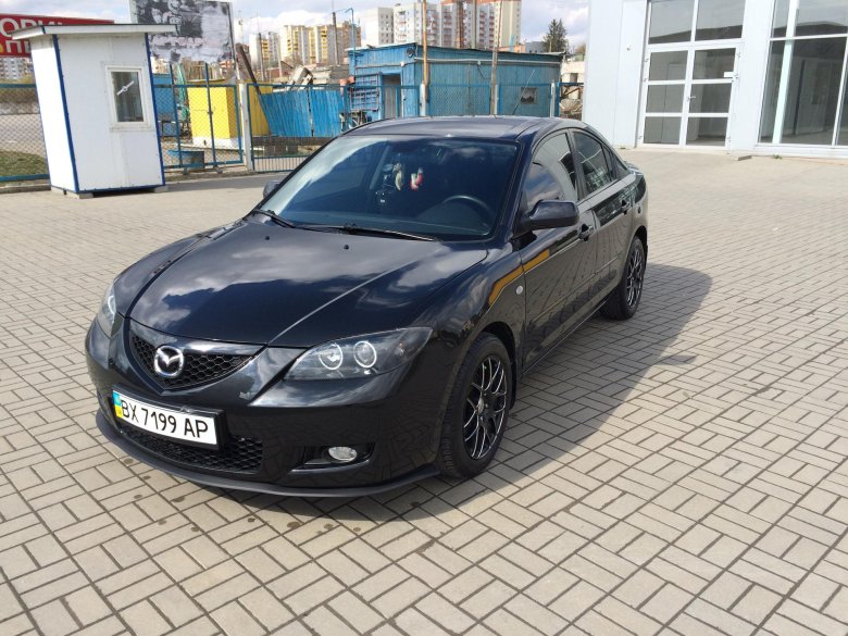 Mazda sedan 3 Black