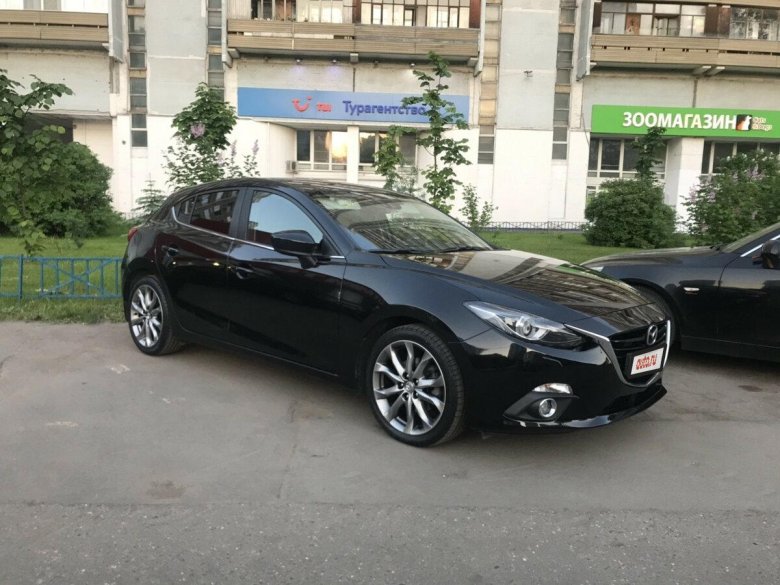 Мазда 3 2014 черная