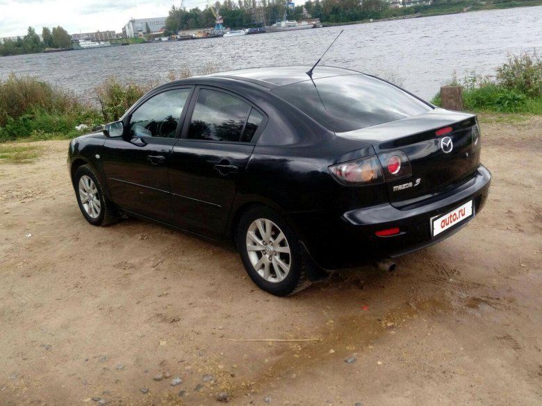 Мазда 3 2006 черная