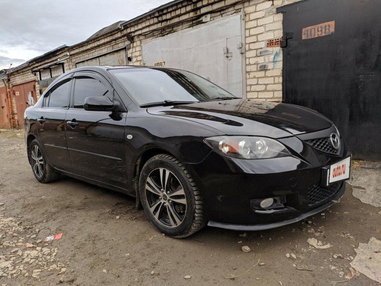 Мазда 3 BK седан черный