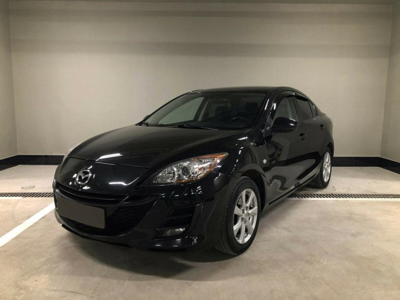 Мазда 3 2011 черная