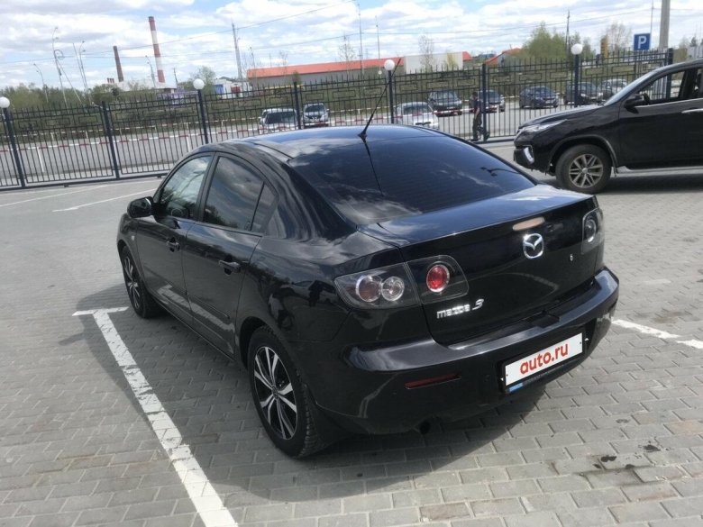 Мазда 3 2008 черная