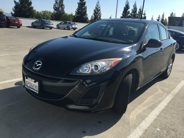 Мазда 3 2011 черная