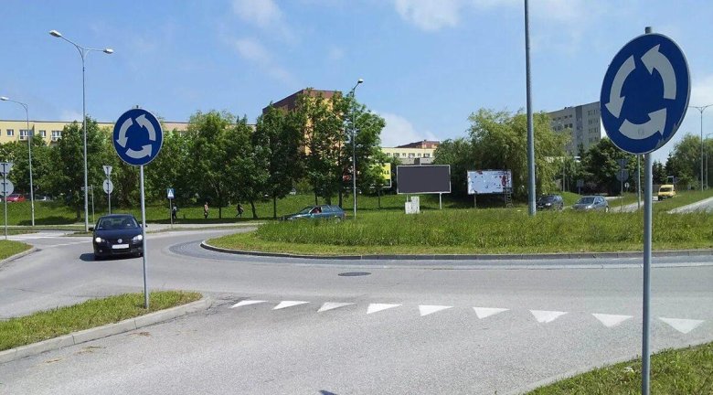 Дорожный знак 4.3 круговое движение