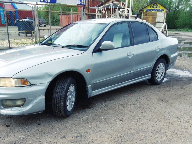 Mitsubishi Aspire, 1998