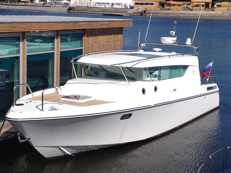 Дельта-480 каютный катер