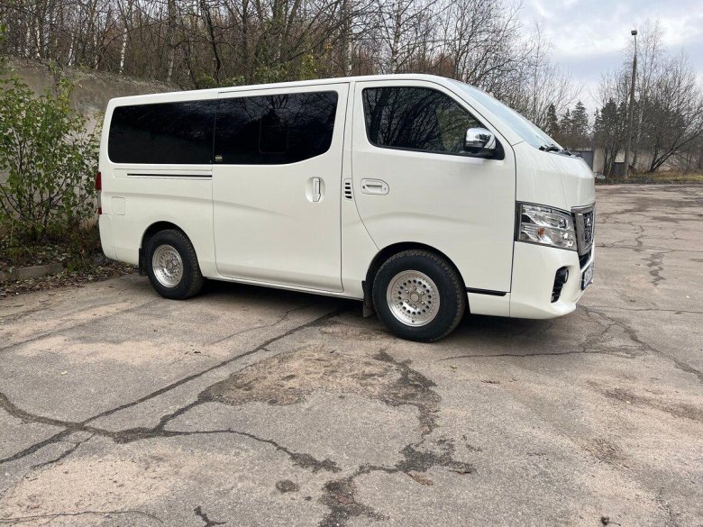 Toyota hiace h200